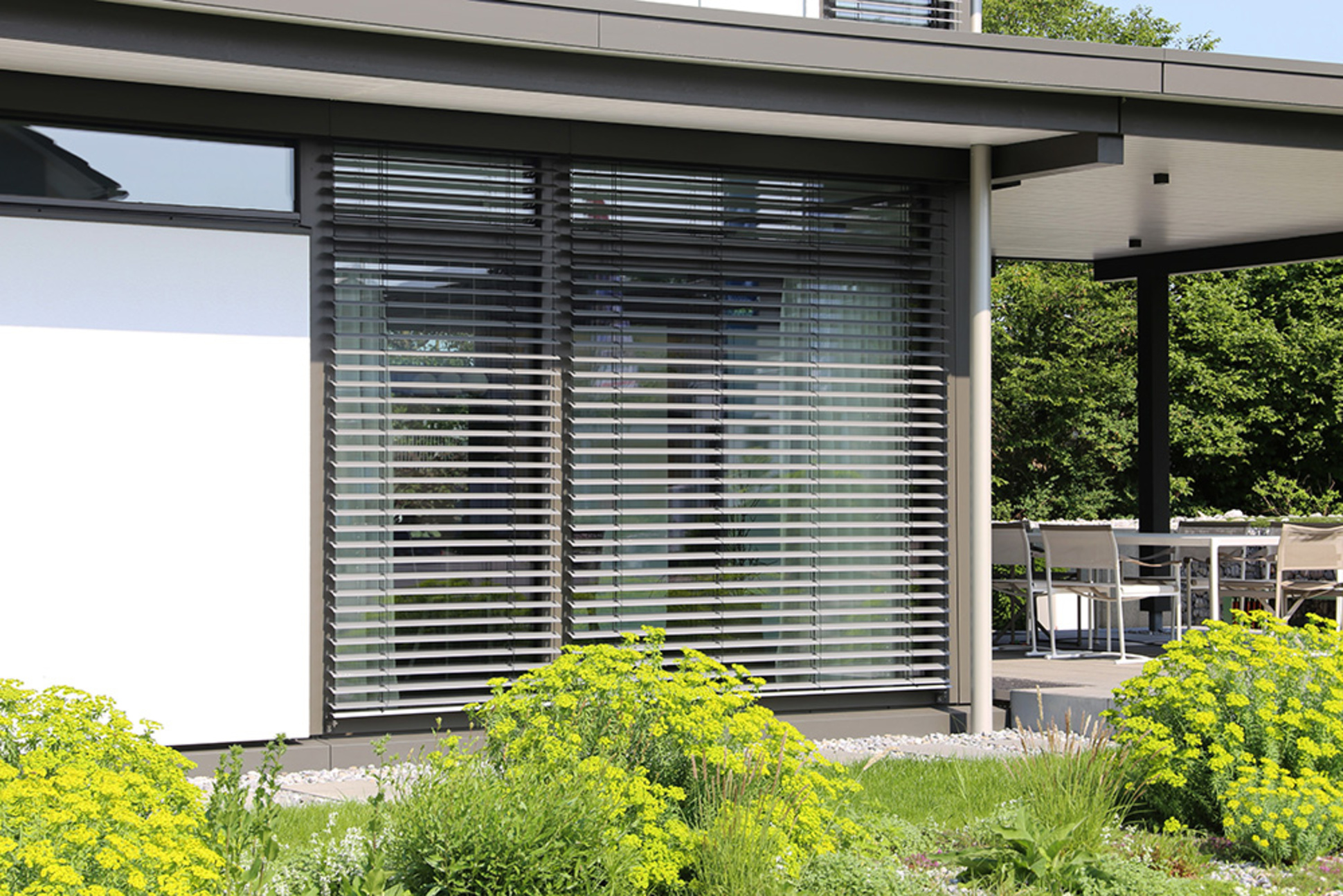 Rollladen­steuerung bei Elektro Kirchner GmbH & Co.KG in Wildflecken