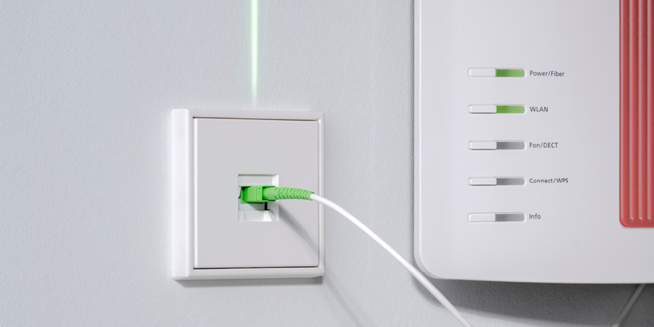 Die neuen Glasfaser-Anschlussdosen bei Elektro Kirchner GmbH & Co.KG in Wildflecken